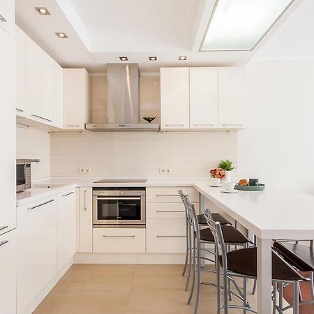 וילנה Central Apartment In Gedimino Av By Urban Rent מראה חיצוני תמונה