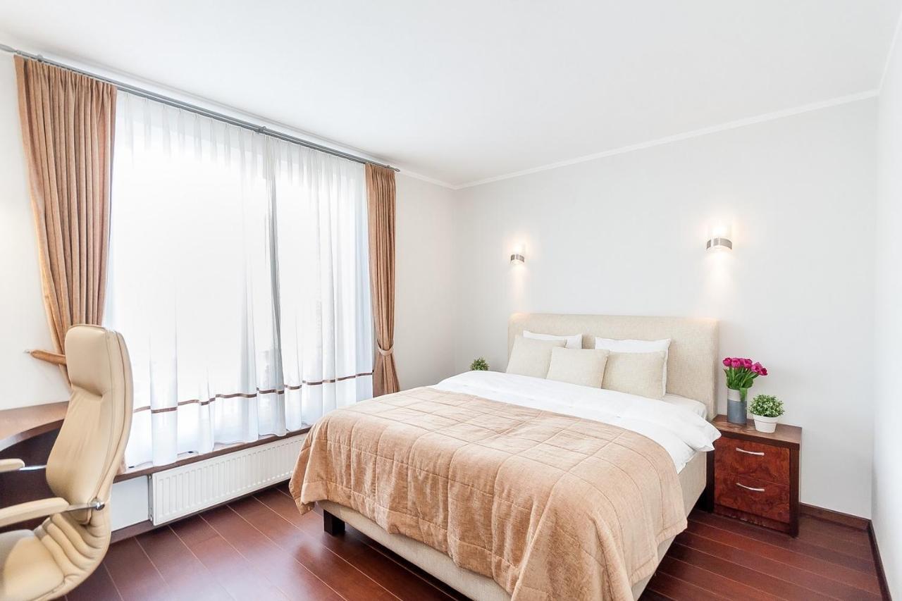 וילנה Central Apartment In Gedimino Av By Urban Rent מראה חיצוני תמונה