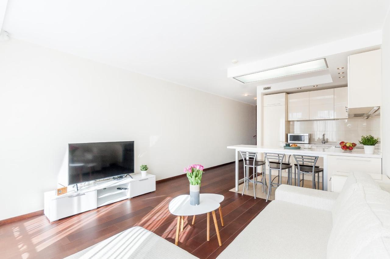 וילנה Central Apartment In Gedimino Av By Urban Rent מראה חיצוני תמונה