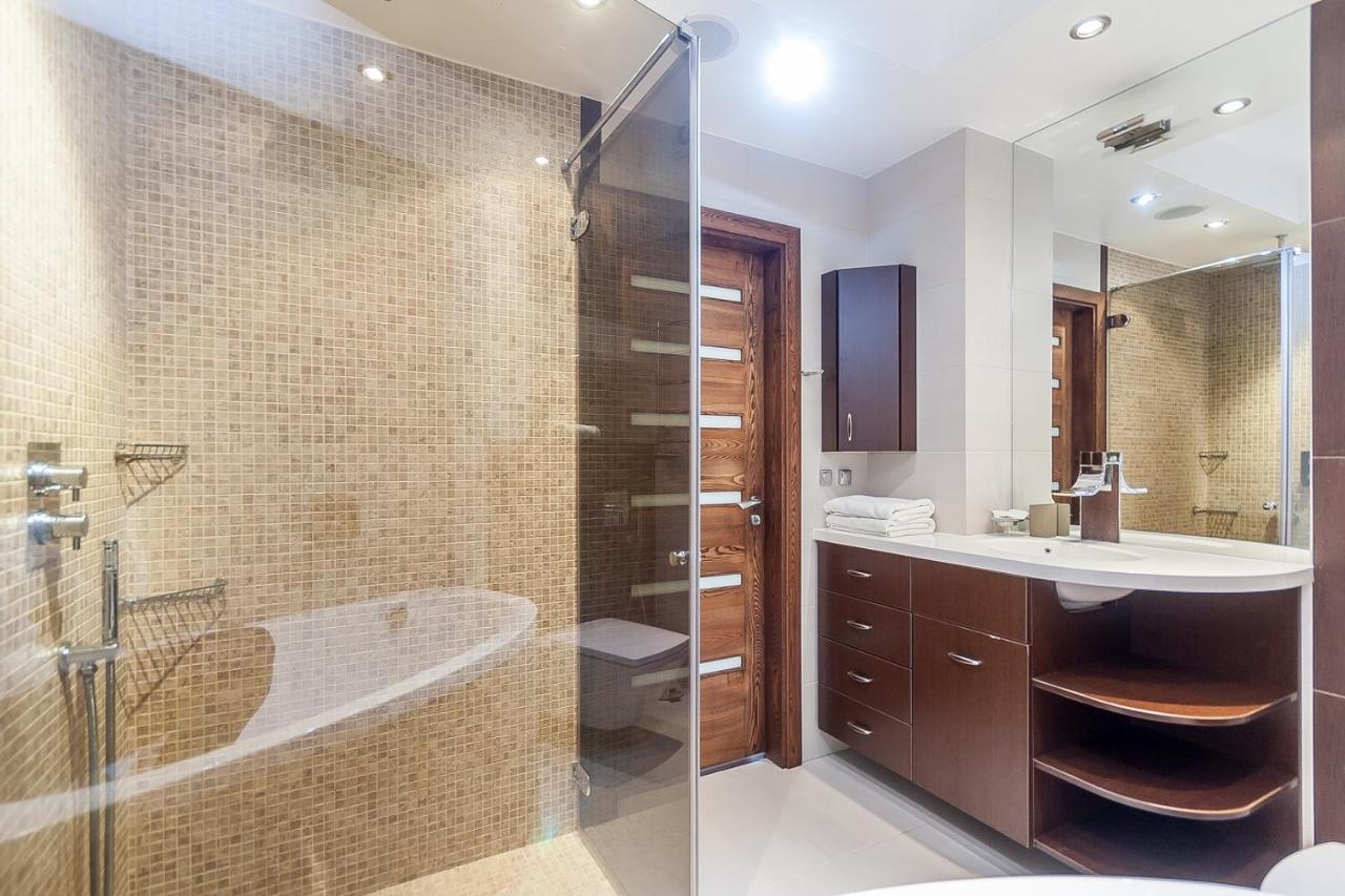וילנה Central Apartment In Gedimino Av By Urban Rent מראה חיצוני תמונה