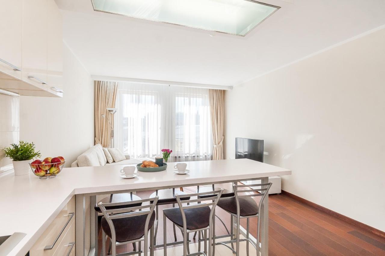 וילנה Central Apartment In Gedimino Av By Urban Rent מראה חיצוני תמונה
